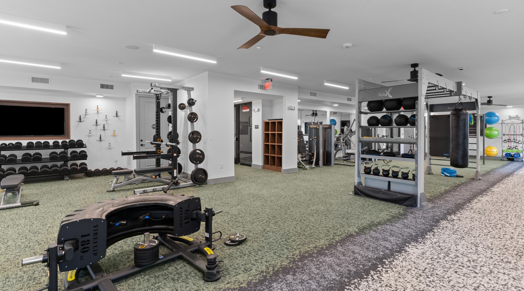 Room to Work, Recharge and Connect